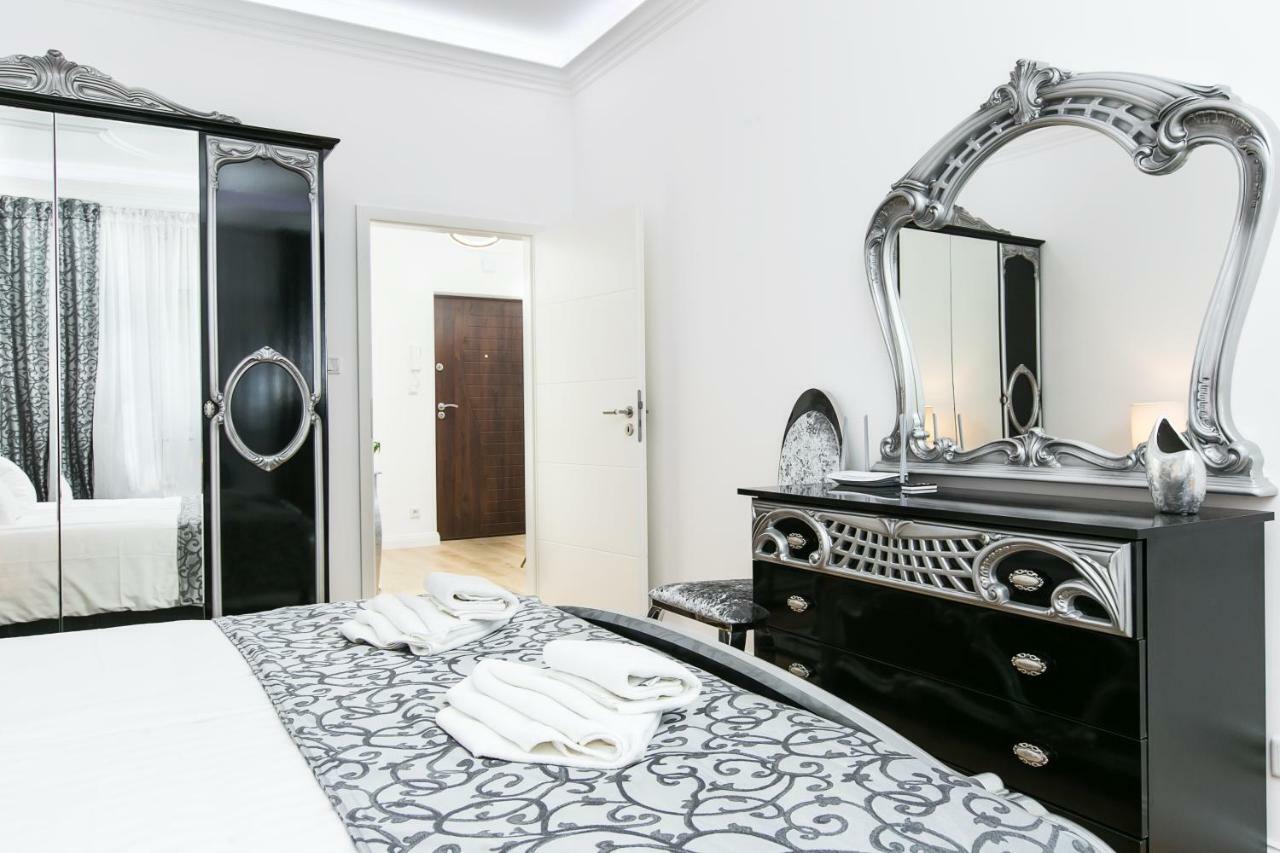 Old Town Cristal Apartment By Otium Kraków Eksteriør billede